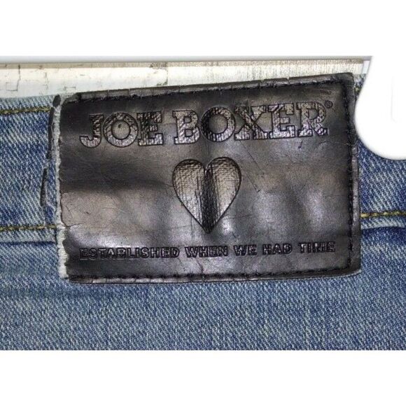 Joe Boxer Women's Blue Jeans Flare Denim Floral Embellished Zip Fly Size 9 32x32 - Picture 6 of 8